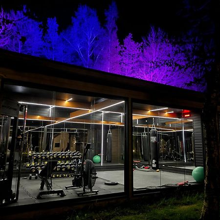 Lumi Resort Domki Letniskowe Z Podgrzewanym Basenem Rewal Esterno foto