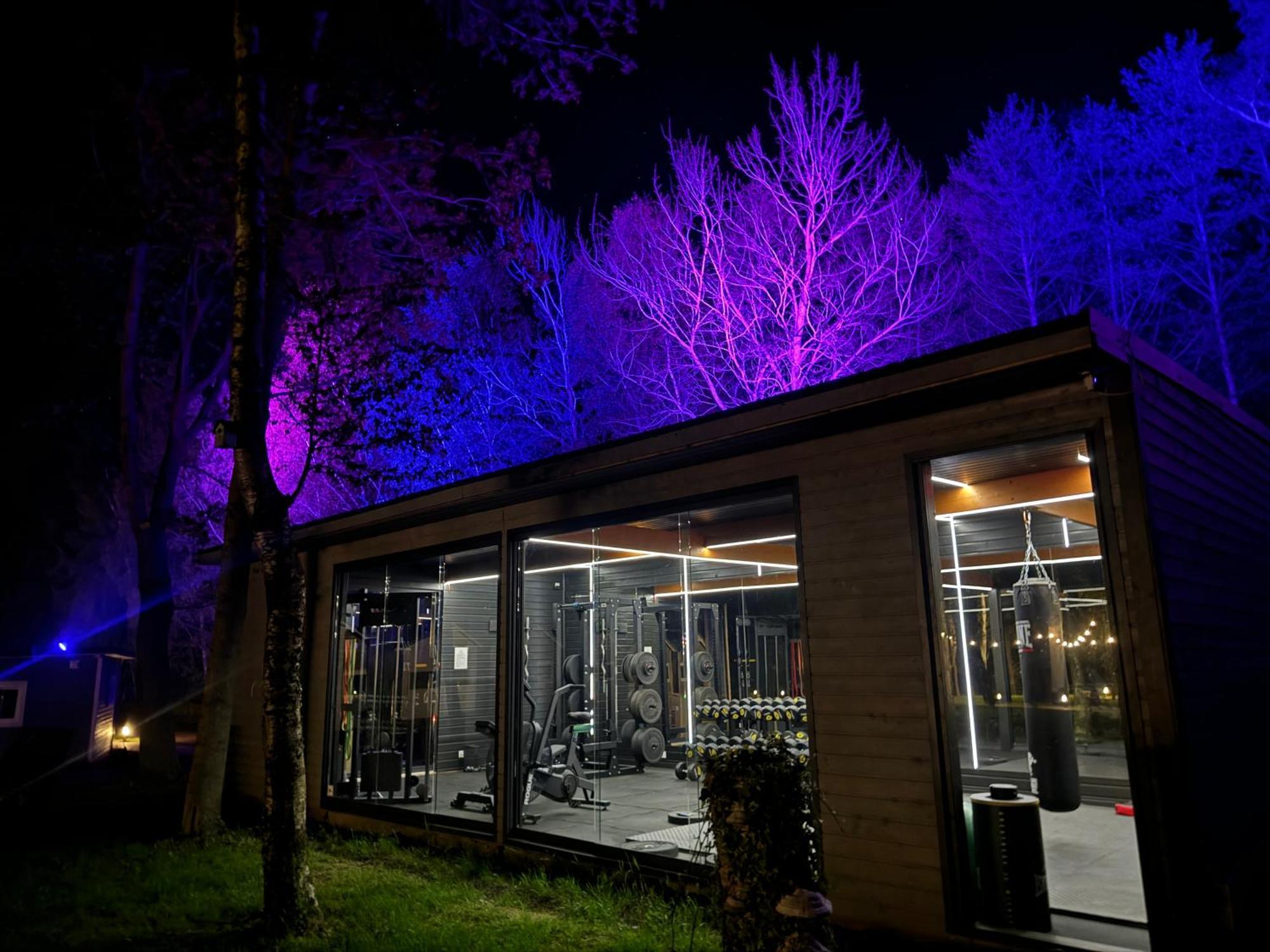 Lumi Resort Domki Letniskowe Z Podgrzewanym Basenem Rewal Esterno foto
